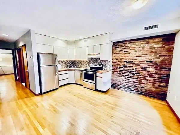8 Wiget #2, Boston, MA 02113