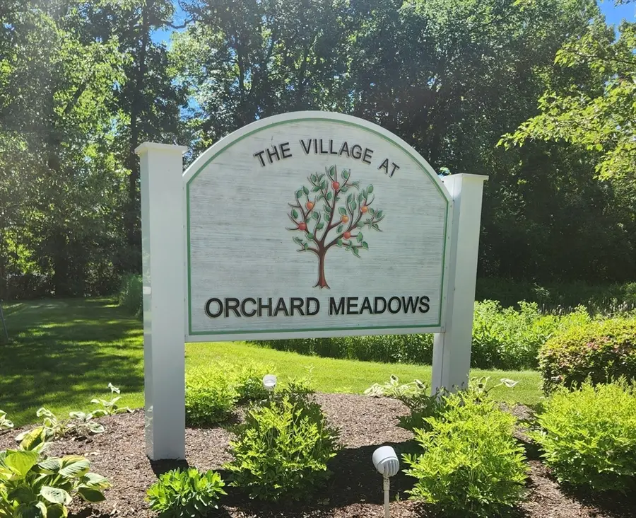 4 Apple Seed Drive #4, Shrewsbury, MA 01545 - #2