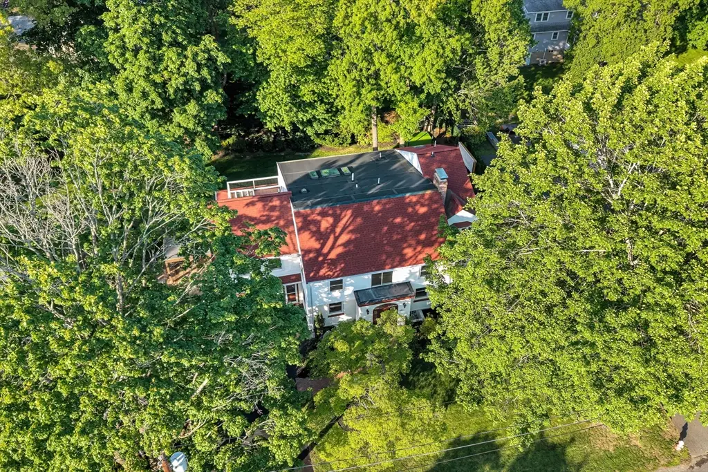 31 Alba Rd, Wellesley, MA 02481 - #1