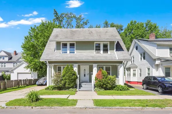 14 Herman St, Springfield, MA 01108