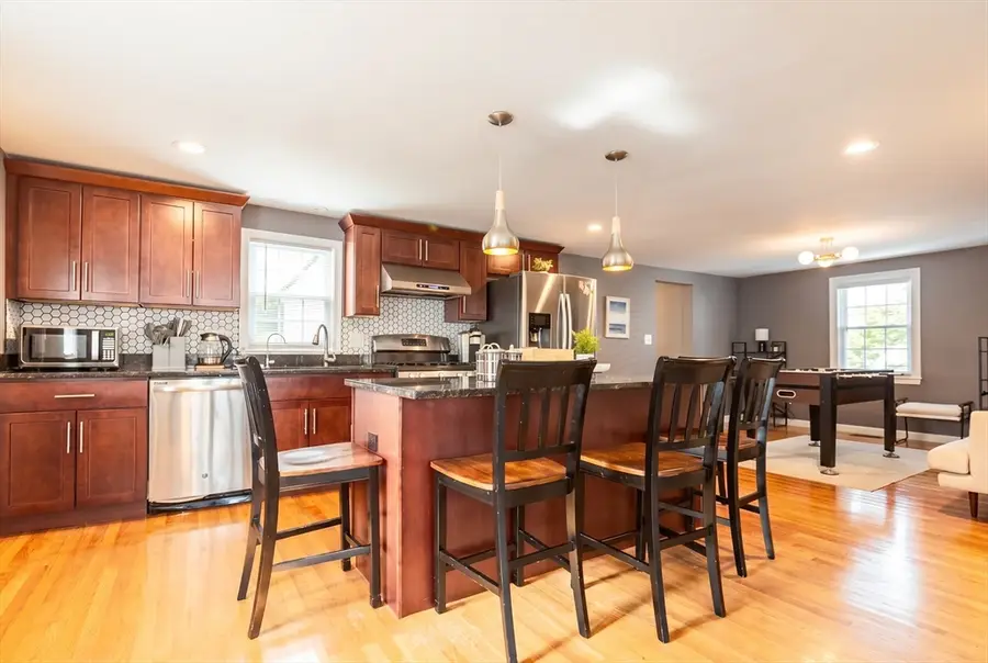 27 Sewall St, Revere, MA 02151 - #2