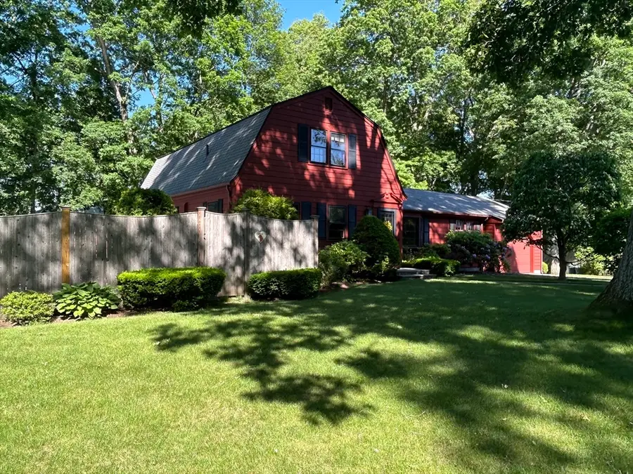 31 Muriel Ln, Milford, MA 01757 - #2