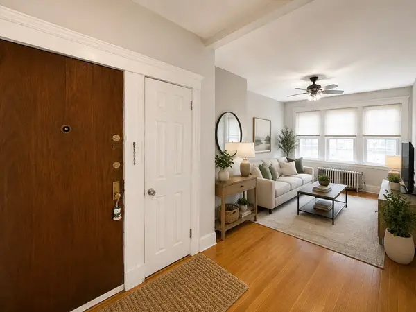 2001 Commonwealth Ave #32, Boston, MA 02135