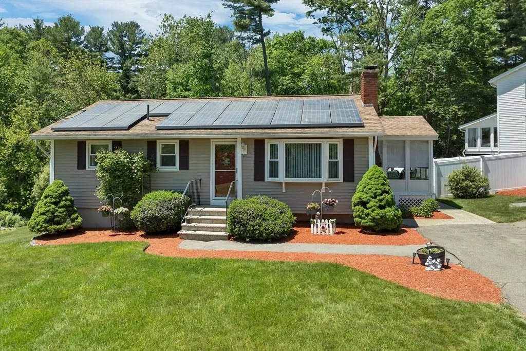 38 Dexter Ave, Dracut, MA 01826 - #1