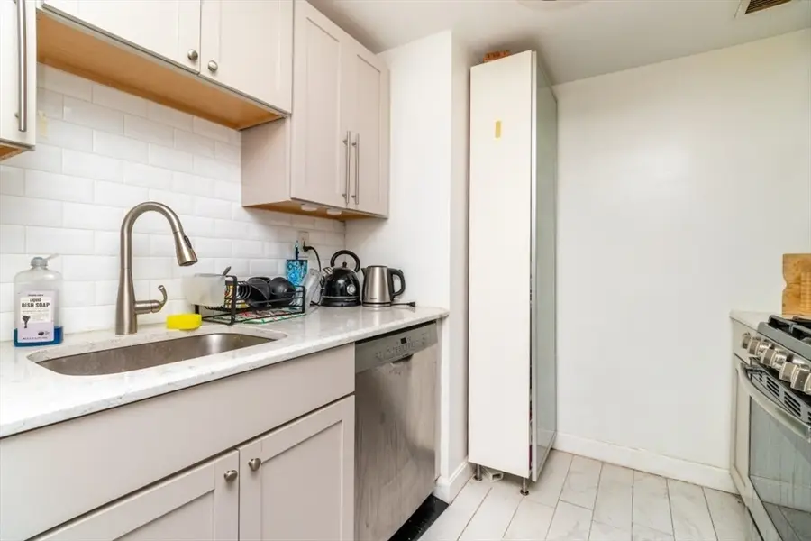 15 N Beacon St #516, Boston, MA 02134 - #3