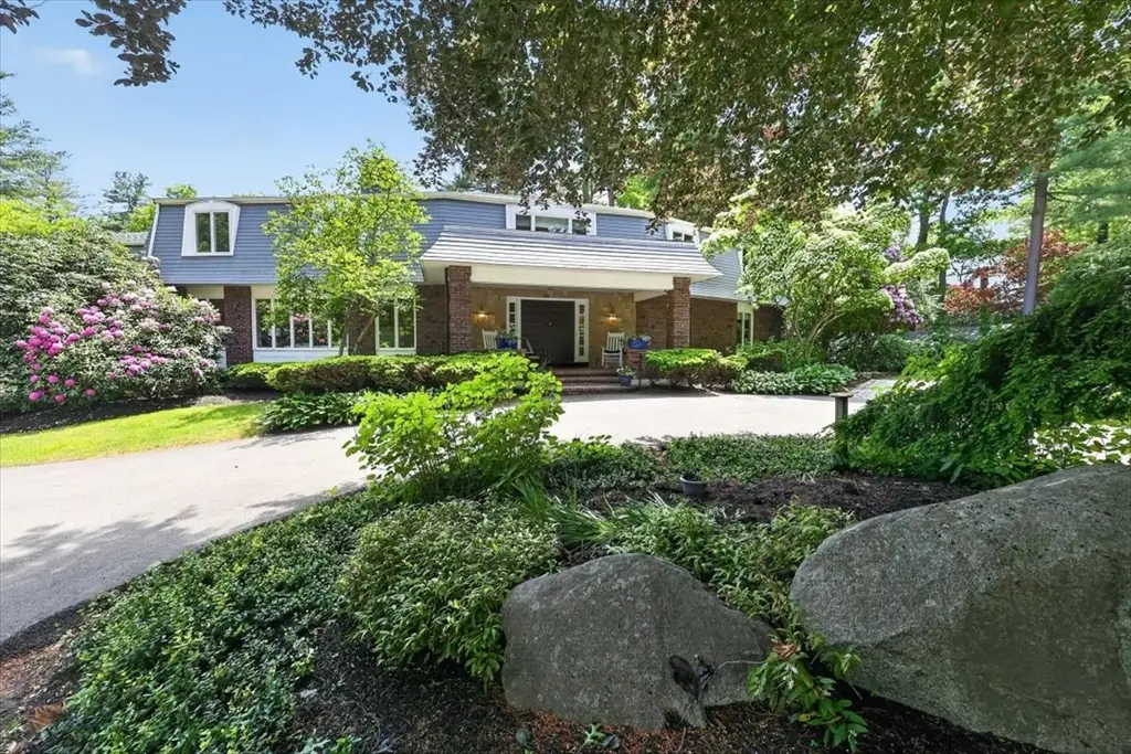 1 Grist Mill Lane, Hingham, MA 02043 - #1