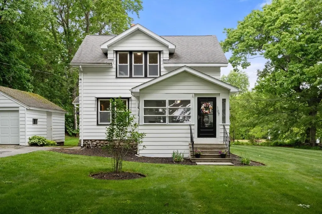 107 Winter Hill Rd, Holden, MA 01520 - #1