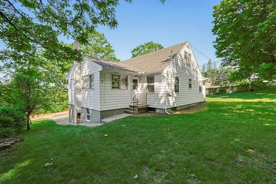 24 Cherry St, Spencer, MA 01562 - #3