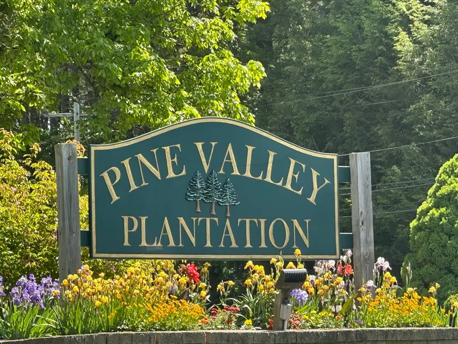 281 Chauncey Walker Street #549 Ave M, Belchertown, MA 01007 - #3