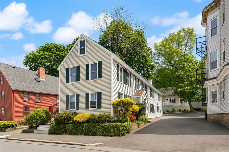 335 & 335R Cabot St, Beverly, MA 01915 - #2