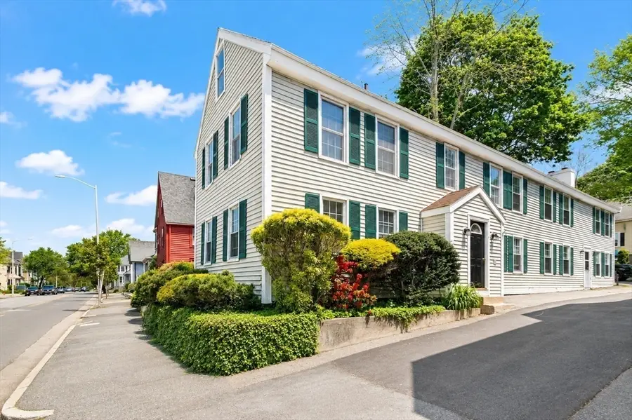 335 & 335R Cabot St, Beverly, MA 01915 - #3