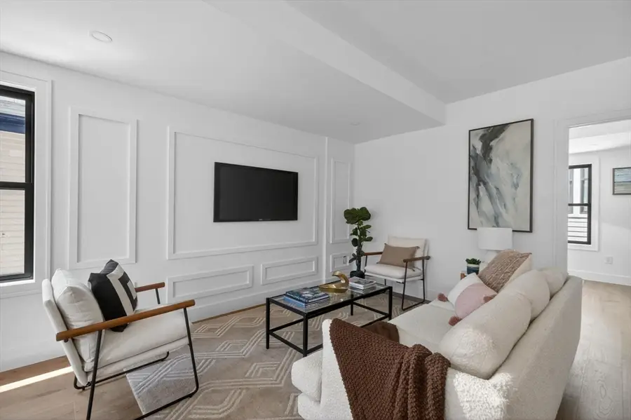 37 Kingston St #B, Somerville, MA 02144 - #3