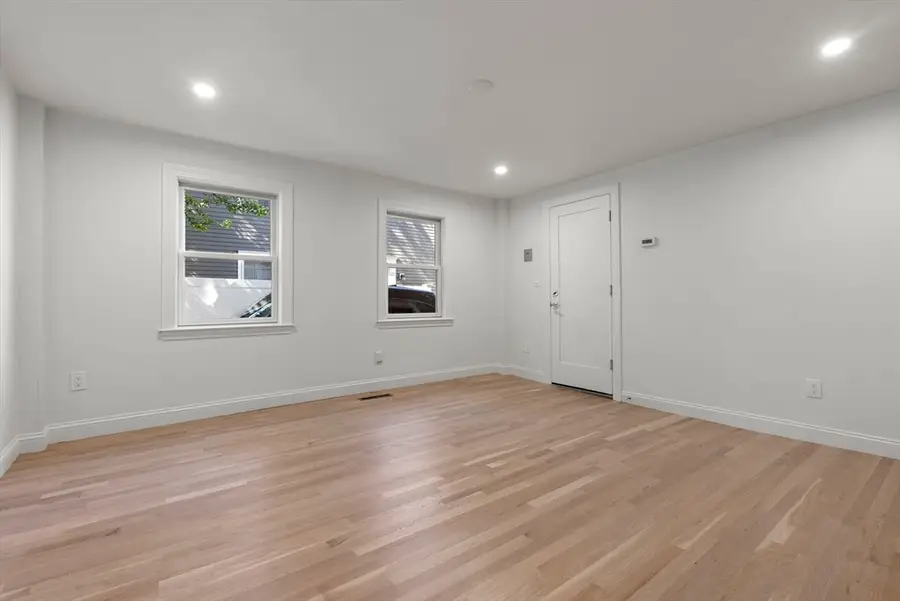 85 School Street #1, Boston, MA 02129 - #3