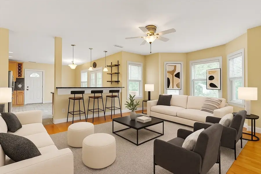 86 Brown St #4, Waltham, MA 02453 - #3
