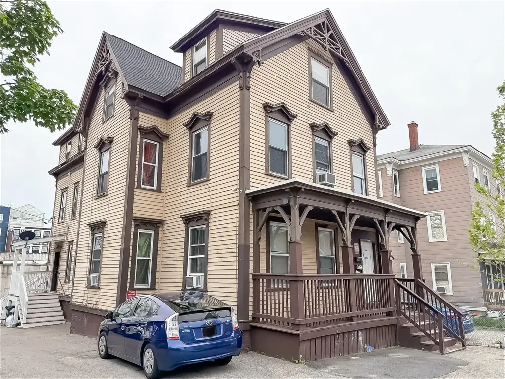 127 Austin St, Worcester, MA 01609 - #1