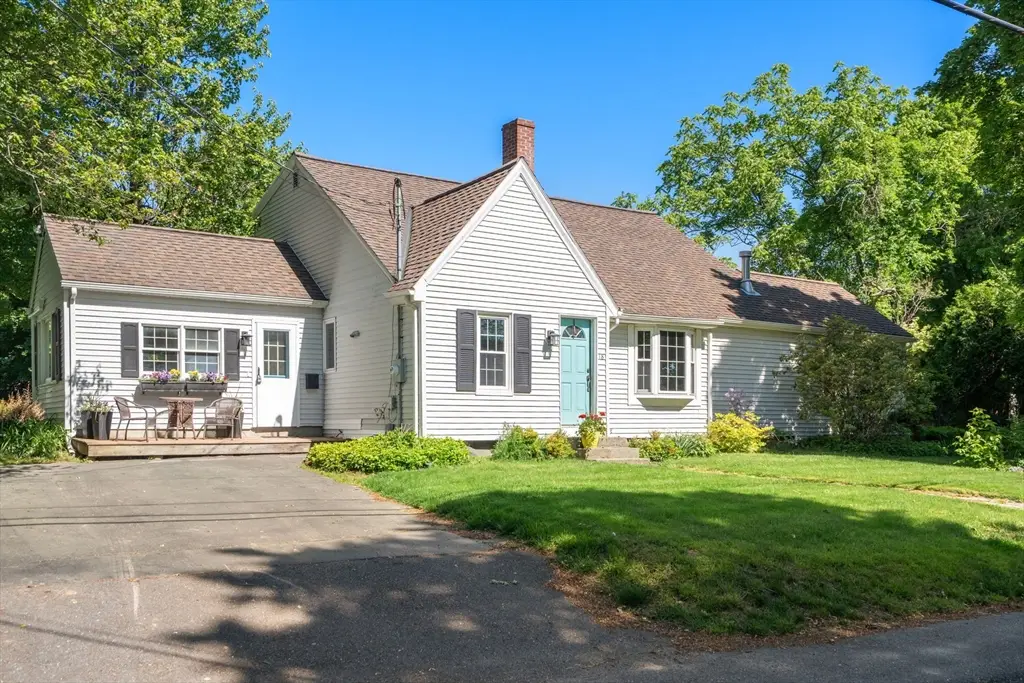 18 Lake St, Shrewsbury, MA 01545 - #1