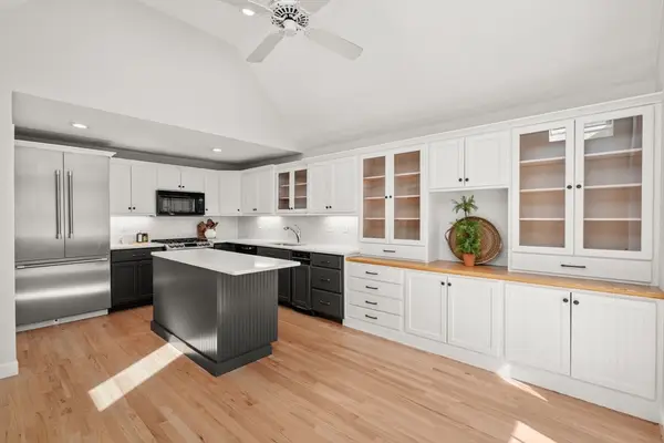 17 Highcroft Way #17, Hopkinton, MA 01748