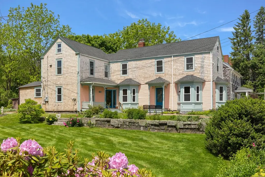 7 Main St, Essex, MA 01929 - #1