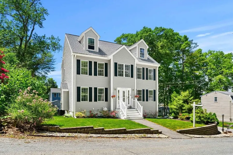 34 Amesbury Ave, Amesbury, MA 01913 - #2