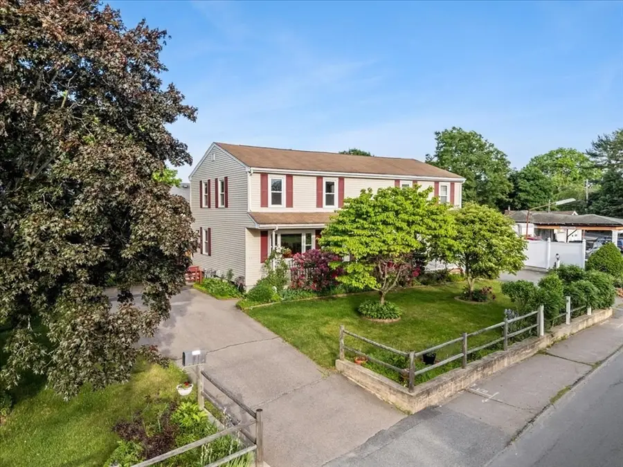 275 Washington St #A, Taunton, MA 02780 - #2