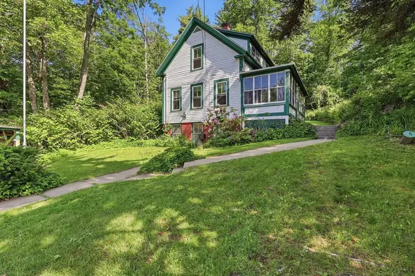 207 River St, Winchendon, MA 01475