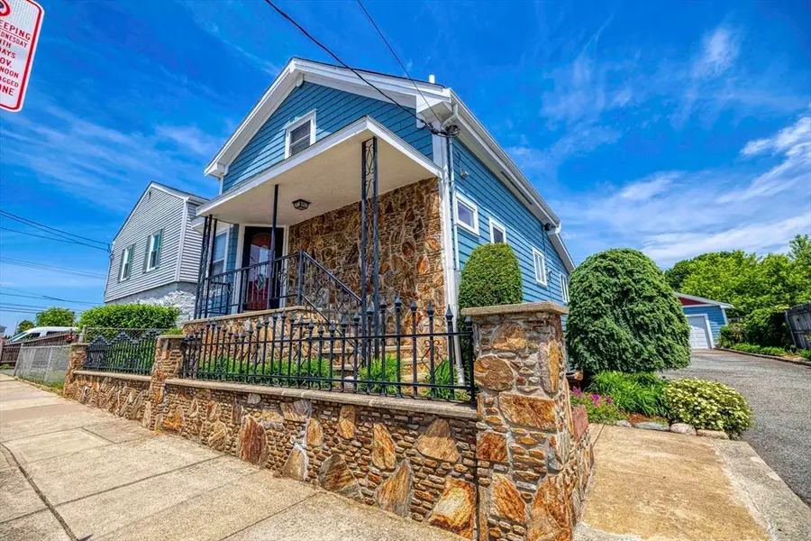 36 Mcgowan St, Fall River, MA 02723 - #2