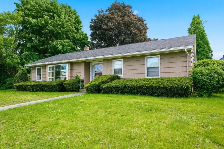 5-7 Slater St, Webster, MA 01570 - #2