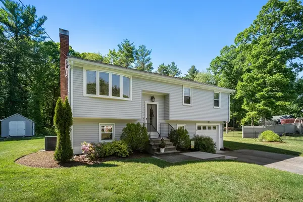 14 Kendall Park, Norton, MA 02766