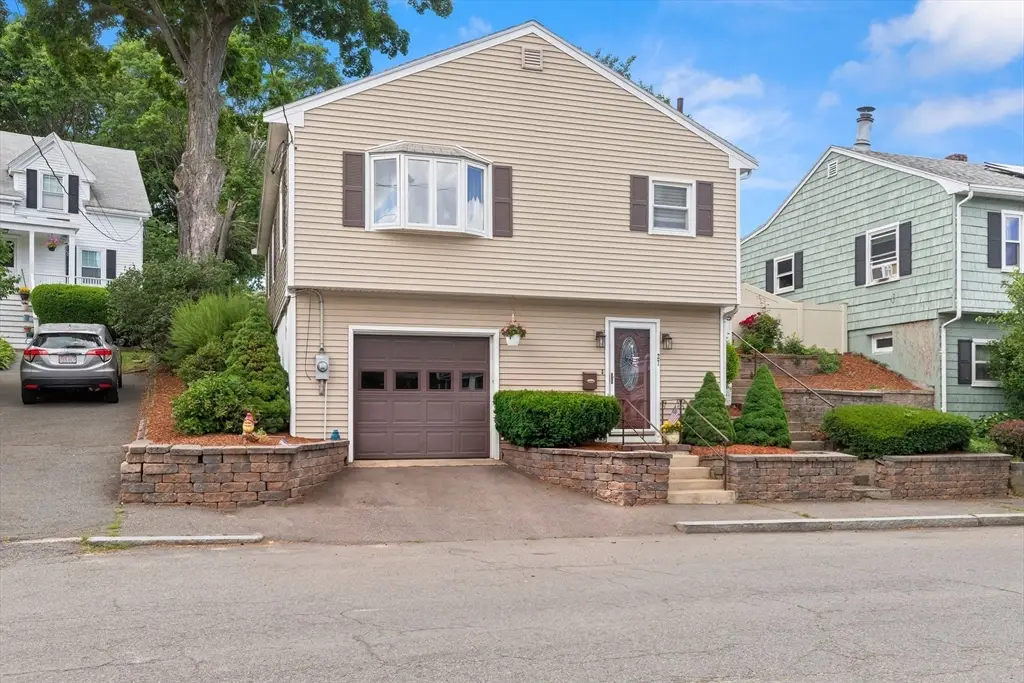 27 Woodside, Salem, MA 01970 - #1