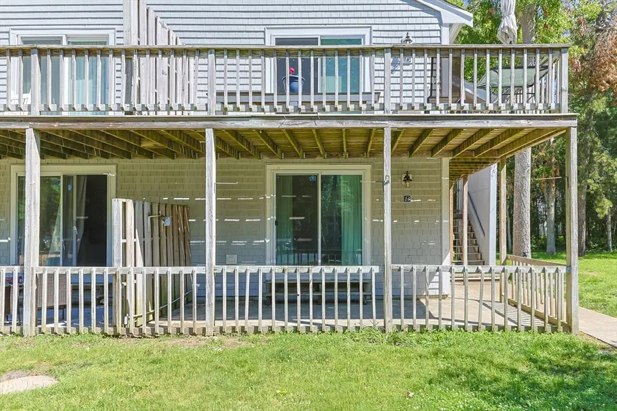 70 Cape Dr #8B, Mashpee, MA 02649 - #2