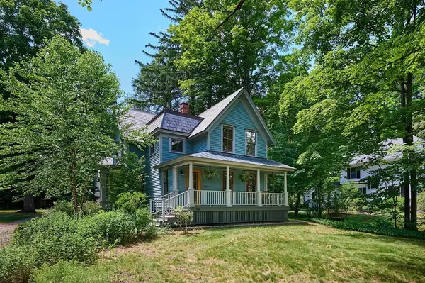 114 S Main St, Northampton, MA 01062