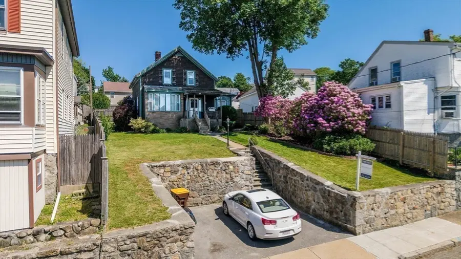 87 Stowe St, Fall River, MA 02720 - #3