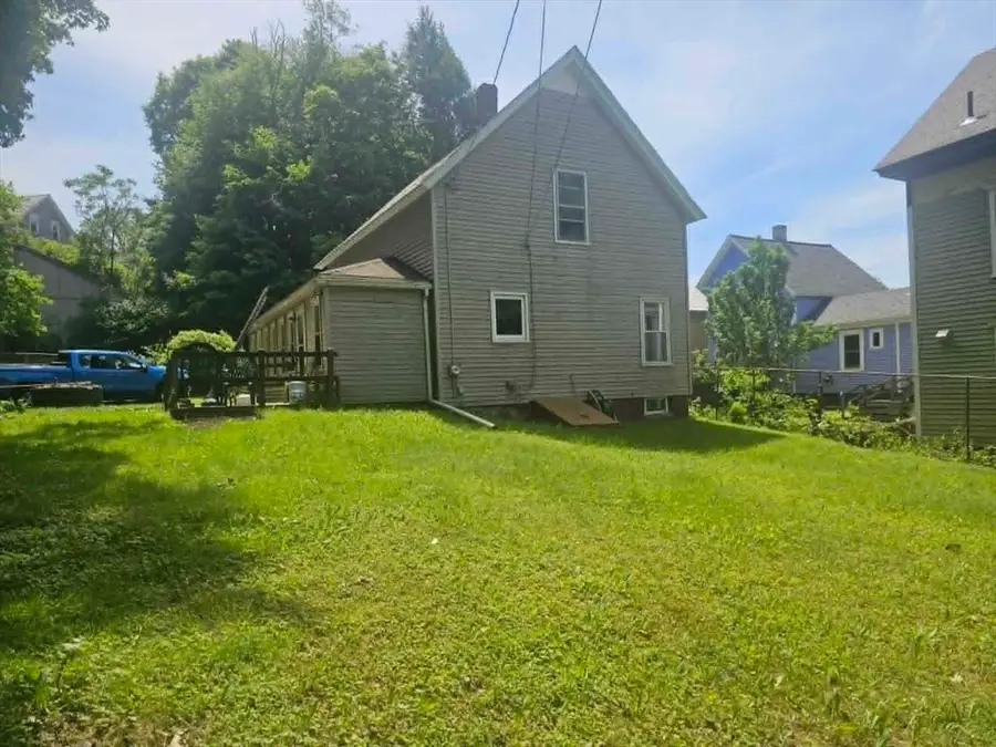9 Spring St, Turners Falls, MA 01376 - #2
