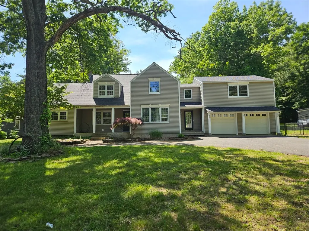 27 Lee Street, East Longmeadow, MA 01028 - #1