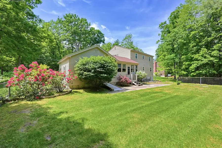 82 Wheeler St, Pepperell, MA 01463 - #3
