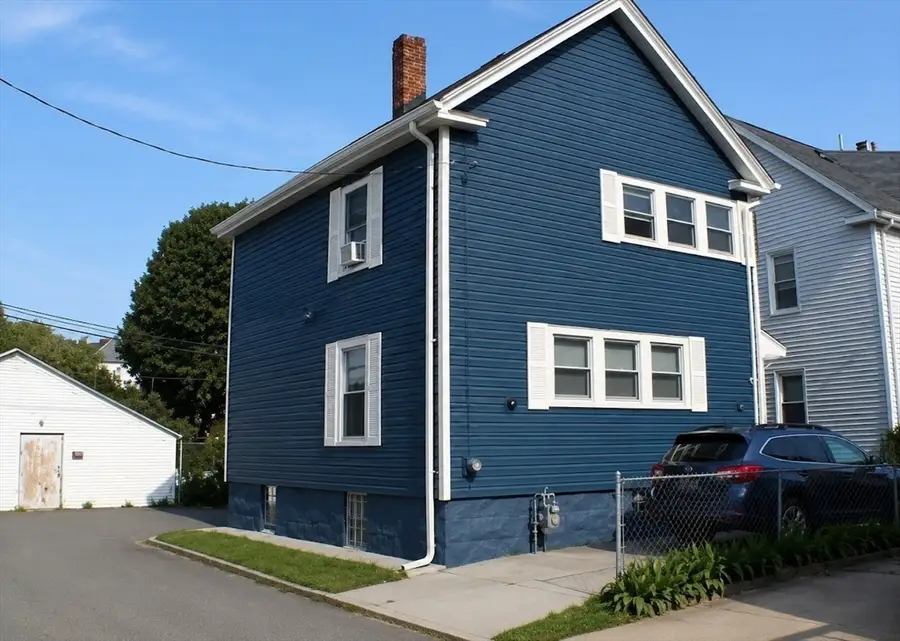 6 Coffin Avenue Ct, New Bedford, MA 02746 - #3