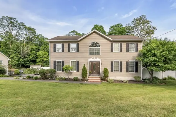 30 Johnson St, Peabody, MA 01960