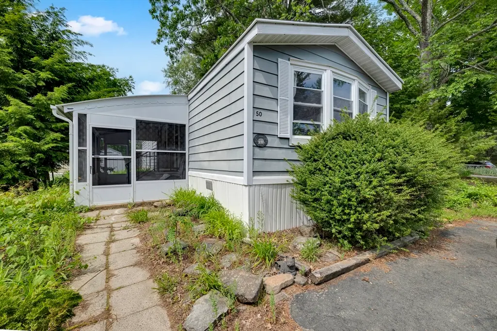 50 Park Ave, Sturbridge, MA 01566 - #1
