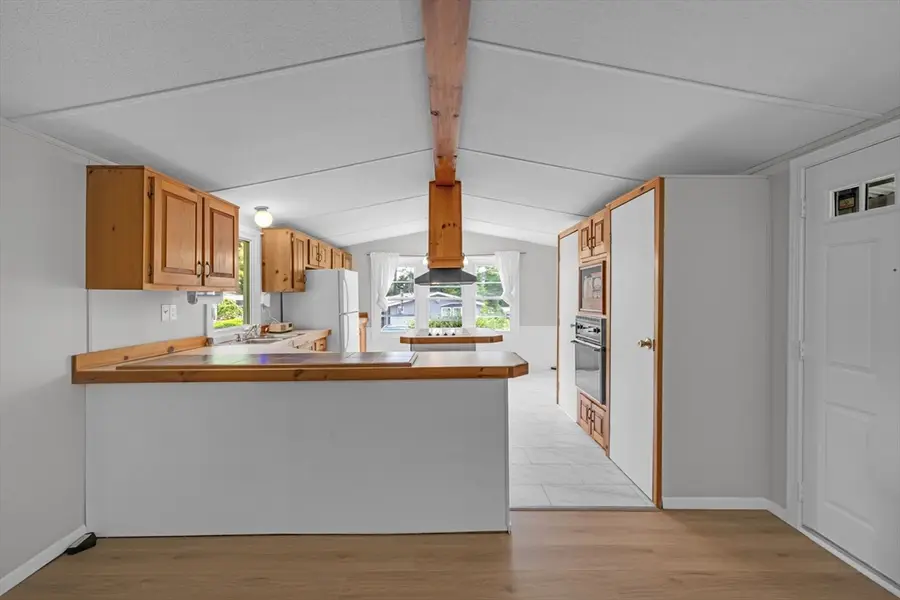 50 Park Ave, Sturbridge, MA 01566 - #3