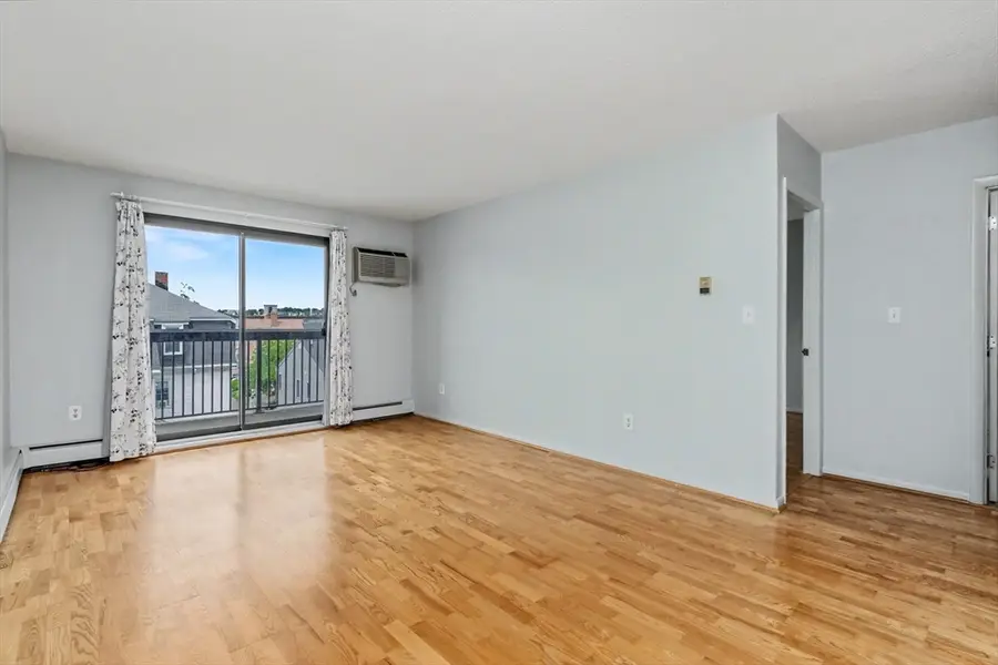 10 William St #37, Watertown, MA 02472 - #3