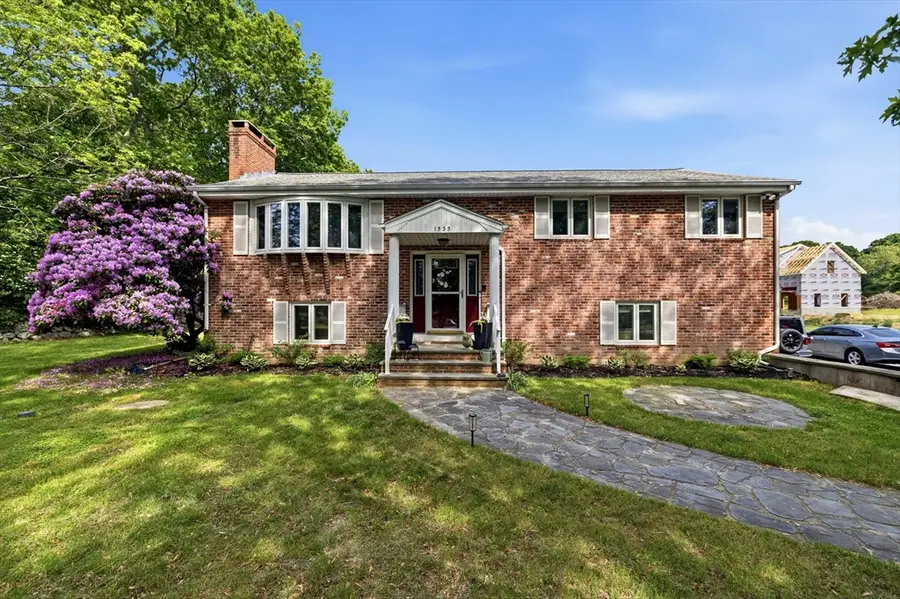 1535 Meridian St, Fall River, MA 02720 - #2