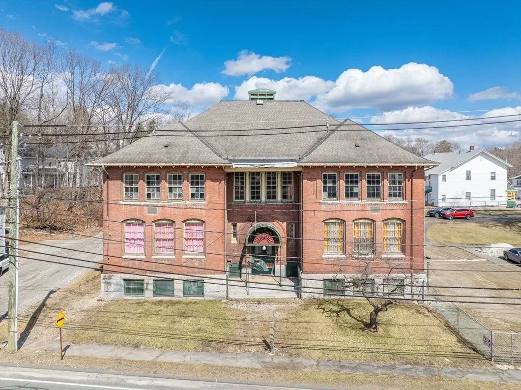 40 Pecks Rd, Pittsfield, MA 01201 - #1