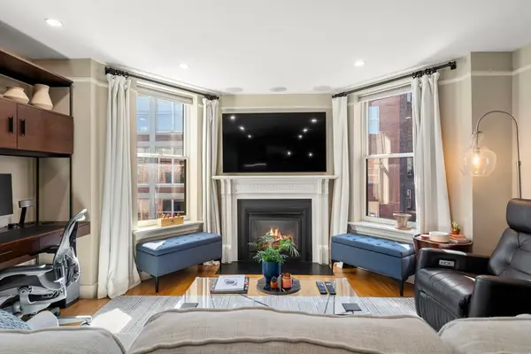 294 Newbury Street #3B, Boston, MA 02115