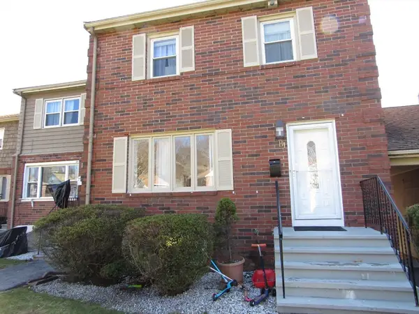 6 Loring Hills Ave #B1, Salem, MA 01970