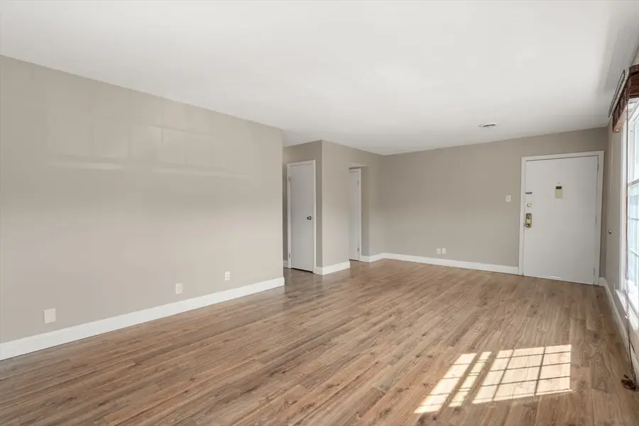 40 Yorktown Dr #D, Springfield, MA 01108 - #3