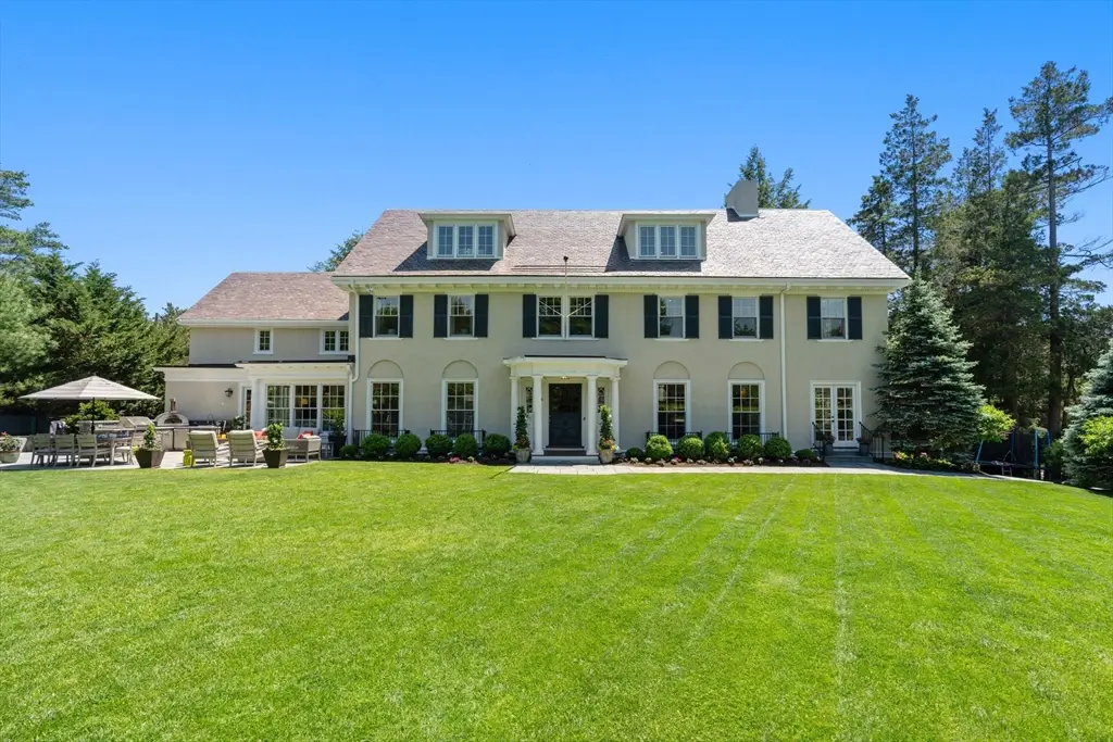 10 Burnham Rd, Newton, MA 02465 - #1