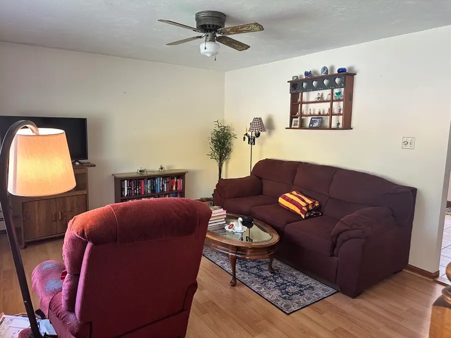 10 Pinecrest Rd #10, Uxbridge, MA 01569 - #2