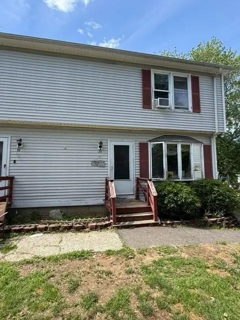 26 Saint Botolph St #2, Haverhill, MA 01832