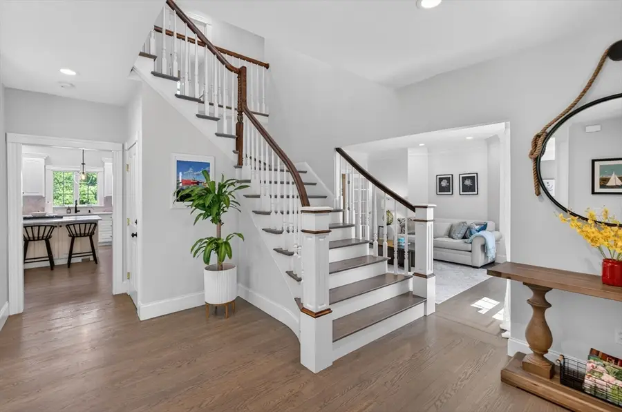 2 Watkins Ln, Southborough, MA 01772 - #3