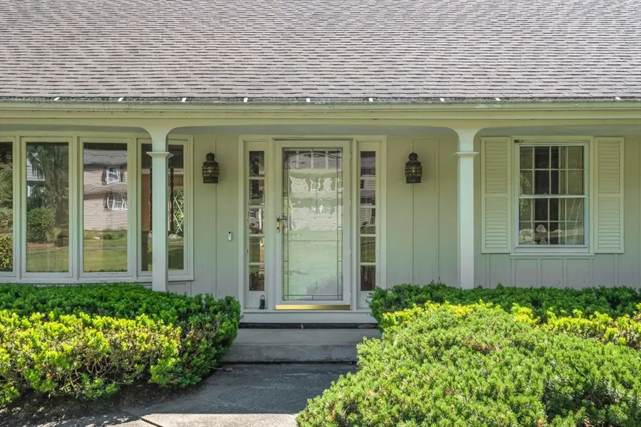 37 Driftwood Dr, Holden, MA 01520 - #3